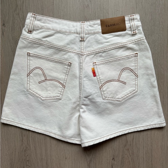 NWT FARM Rio White Floral Tapestry Denim Shorts  Size 27 - Picture 7 of 10